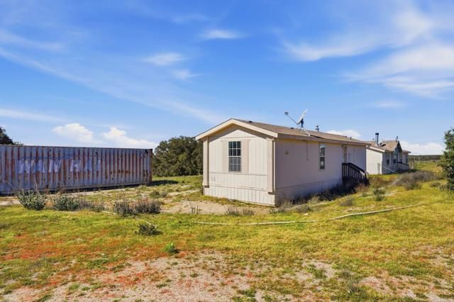 909 Tierra De Luna, Boulevard, CA 91905