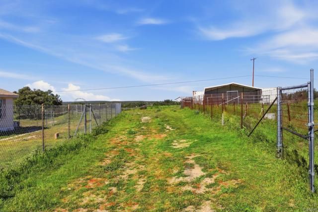 909 Tierra De Luna, Boulevard, CA 91905