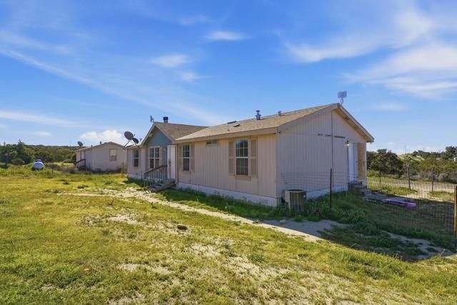 909 Tierra De Luna, Boulevard, CA 91905