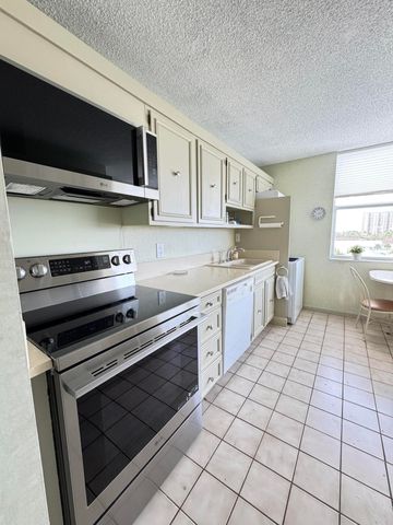 5200 N Ocean Blvd Apt 506, Lauderdale By The Sea, FL 33308