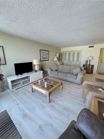 5200 N Ocean Blvd Apt 506, Lauderdale By The Sea, FL 33308