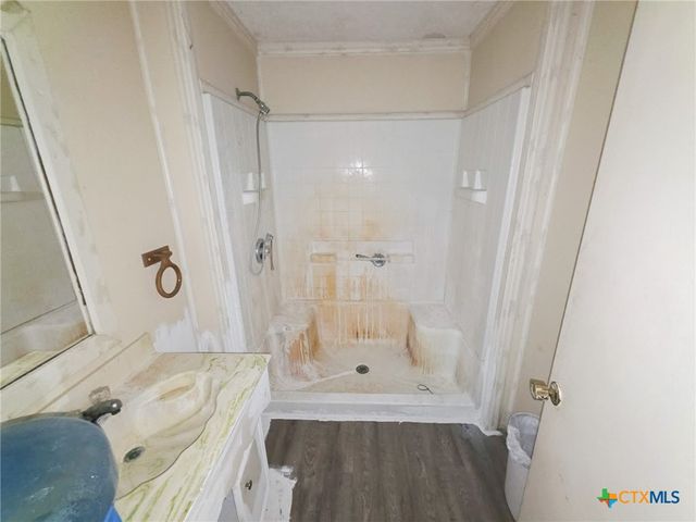 403 Schell Road, Victoria, TX 77904