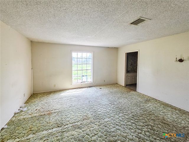 403 Schell Road, Victoria, TX 77904