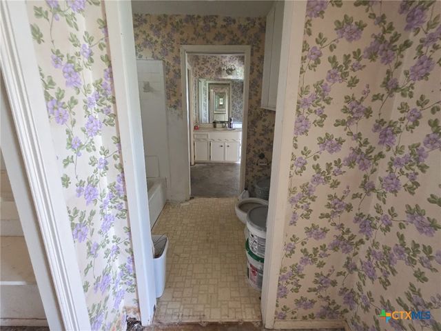 403 Schell Road, Victoria, TX 77904