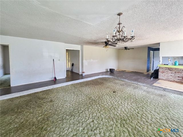403 Schell Road, Victoria, TX 77904