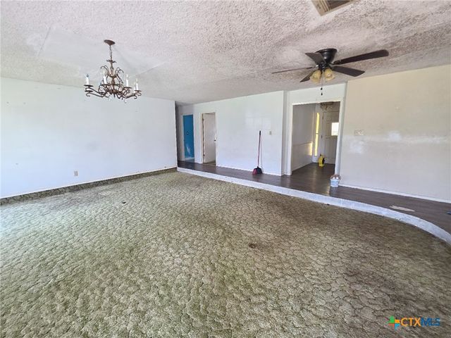 403 Schell Road, Victoria, TX 77904