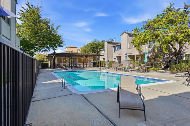 3492 Wine Barrel Way, San Jose, CA 95124