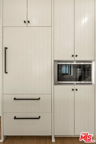 1869 Benecia Avenue, Los Angeles, CA 90025