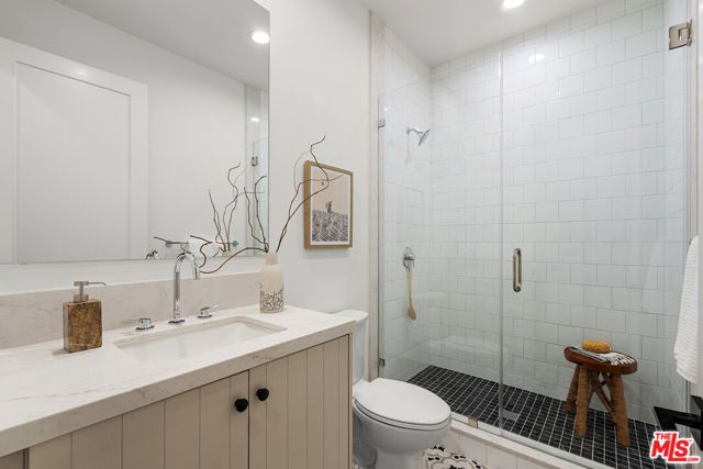 1869 Benecia Avenue, Los Angeles, CA 90025