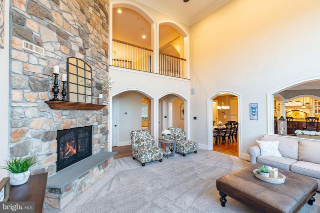 5829 RIDGEVIEW DR, Doylestown, PA 18902