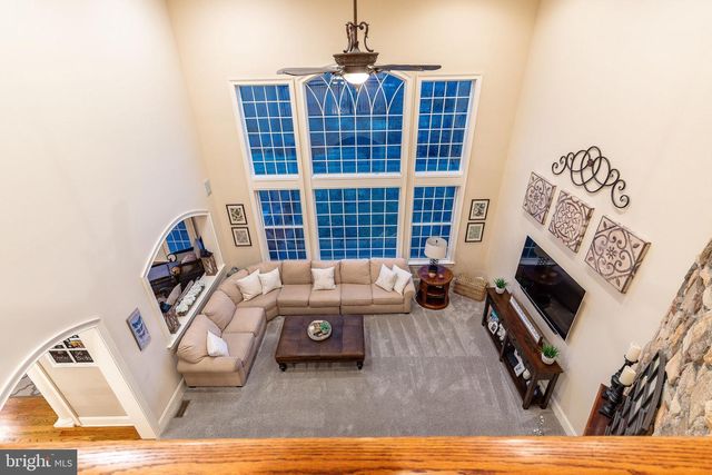 5829 RIDGEVIEW DR, Doylestown, PA 18902