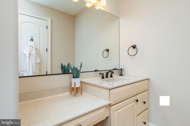 5829 RIDGEVIEW DR, Doylestown, PA 18902