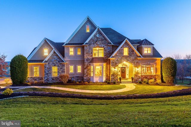 5829 RIDGEVIEW DR, Doylestown, PA 18902