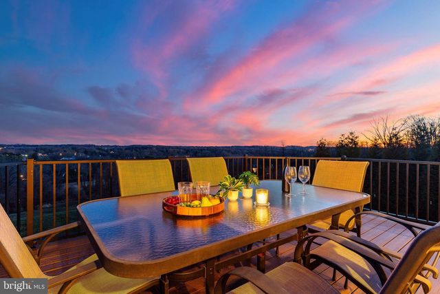 5829 RIDGEVIEW DR, Doylestown, PA 18902