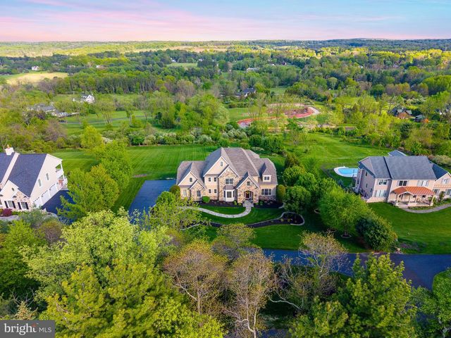 5829 RIDGEVIEW DR, Doylestown, PA 18902