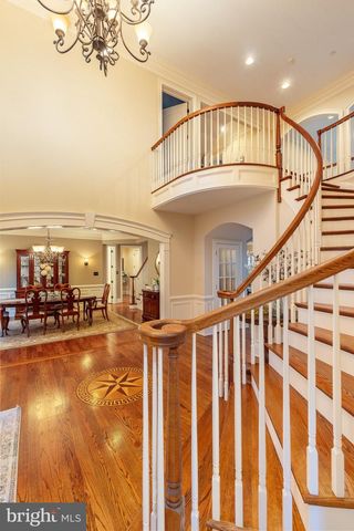 5829 RIDGEVIEW DR, Doylestown, PA 18902