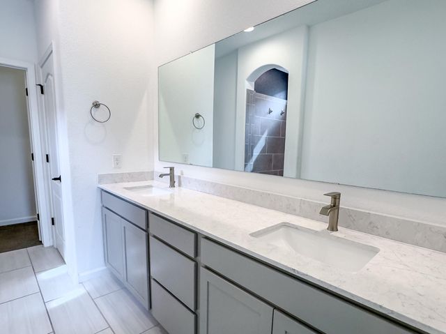 2826 Kings Canyon Loop NE, Rio Rancho, NM 87144