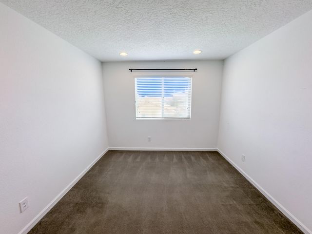 2826 Kings Canyon Loop NE, Rio Rancho, NM 87144