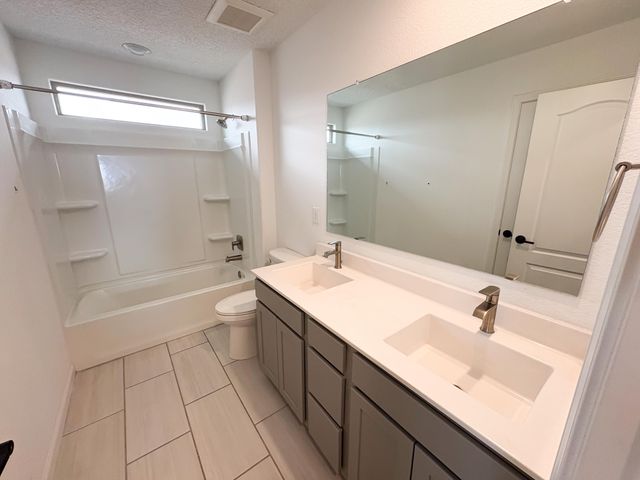 2826 Kings Canyon Loop NE, Rio Rancho, NM 87144