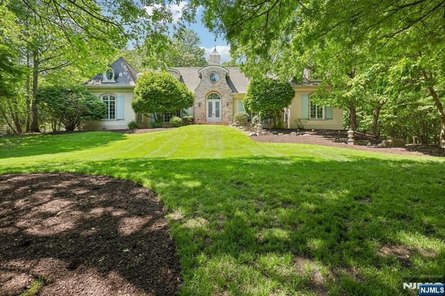 505 Timberline Drive, Franklin Lakes, NJ 07417