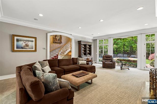 505 Timberline Drive, Franklin Lakes, NJ 07417