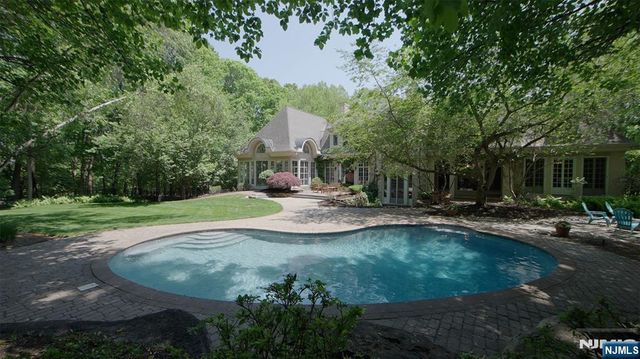 505 Timberline Drive, Franklin Lakes, NJ 07417