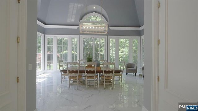 505 Timberline Drive, Franklin Lakes, NJ 07417