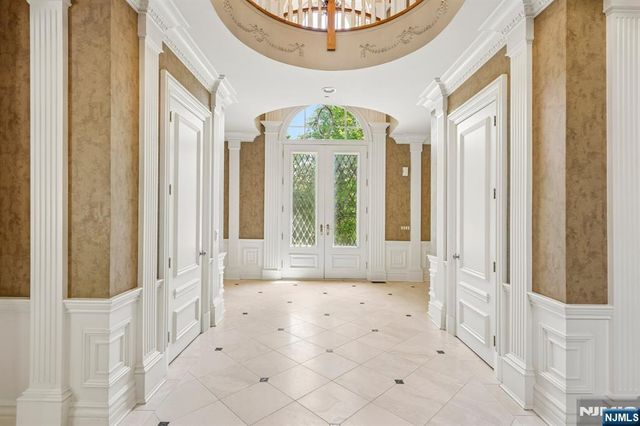 505 Timberline Drive, Franklin Lakes, NJ 07417