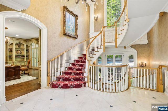 505 Timberline Drive, Franklin Lakes, NJ 07417