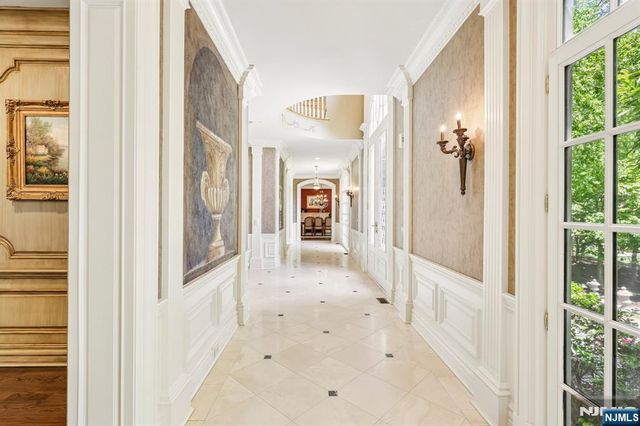 505 Timberline Drive, Franklin Lakes, NJ 07417