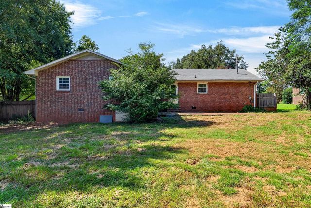 151 Woodhaven Drive, Spartanburg, SC 29307