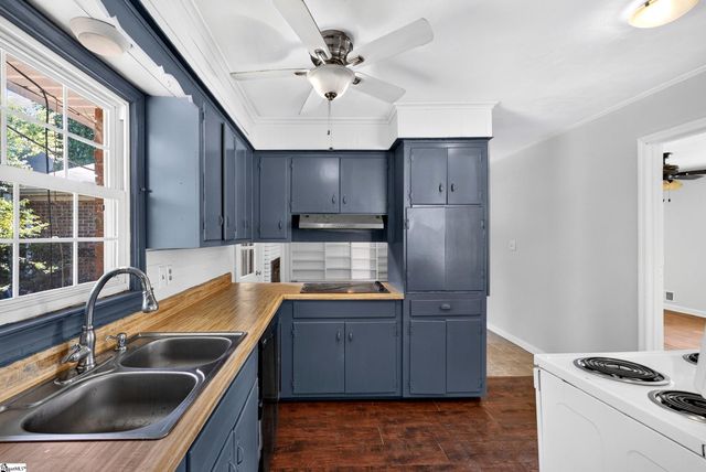 151 Woodhaven Drive, Spartanburg, SC 29307