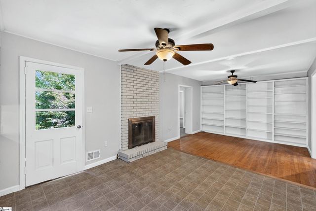 151 Woodhaven Drive, Spartanburg, SC 29307