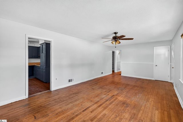 151 Woodhaven Drive, Spartanburg, SC 29307