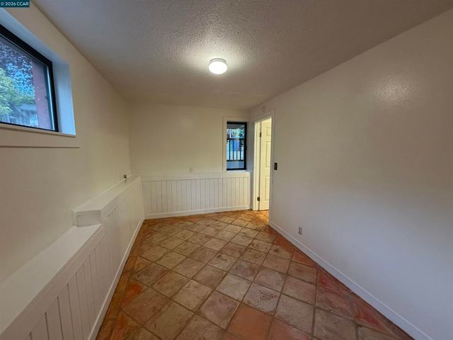 556 Liberty St, El Cerrito, CA 94530