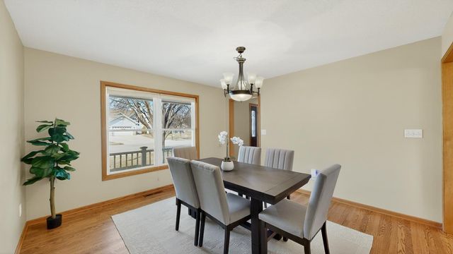 4230 Arboretum Drive NW, Rochester, MN 55901