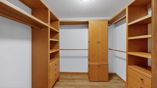 4230 Arboretum Drive NW, Rochester, MN 55901