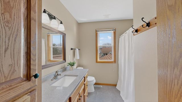 4230 Arboretum Drive NW, Rochester, MN 55901