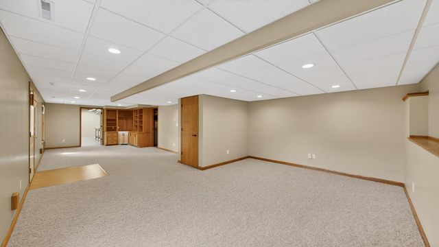4230 Arboretum Drive NW, Rochester, MN 55901