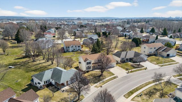 4230 Arboretum Drive NW, Rochester, MN 55901