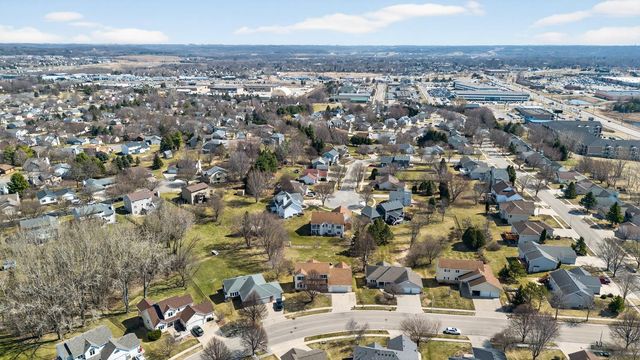 4230 Arboretum Drive NW, Rochester, MN 55901