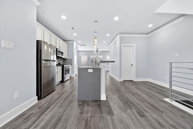 3732 Nathaniel Brown St, Houston, TX 77021