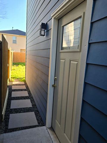 3732 Nathaniel Brown St, Houston, TX 77021