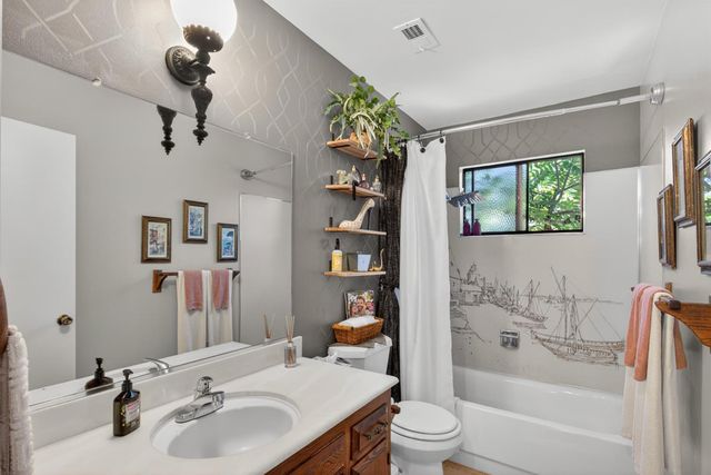 610 Loretto Dr, Roseville, CA 95661