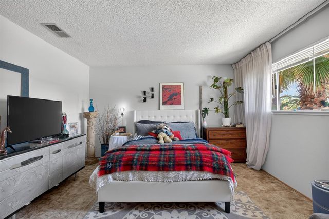 610 Loretto Dr, Roseville, CA 95661
