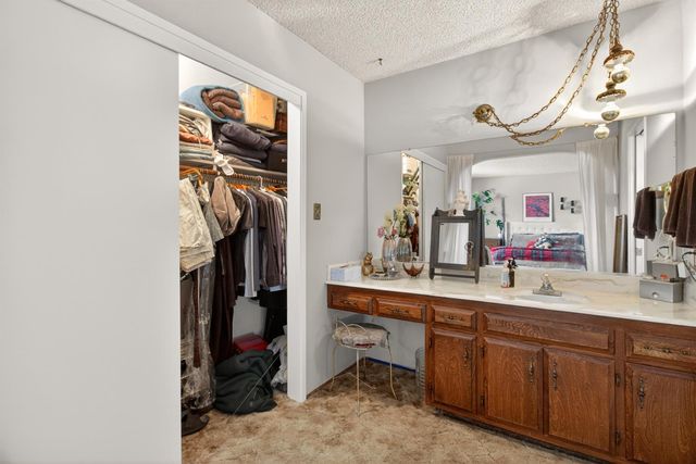 610 Loretto Dr, Roseville, CA 95661