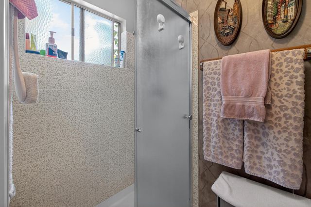 610 Loretto Dr, Roseville, CA 95661