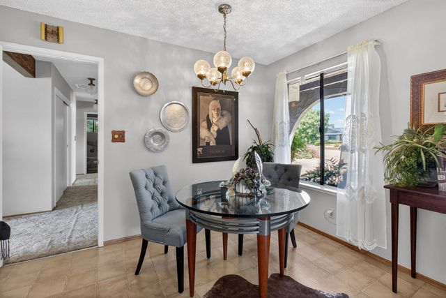 610 Loretto Dr, Roseville, CA 95661