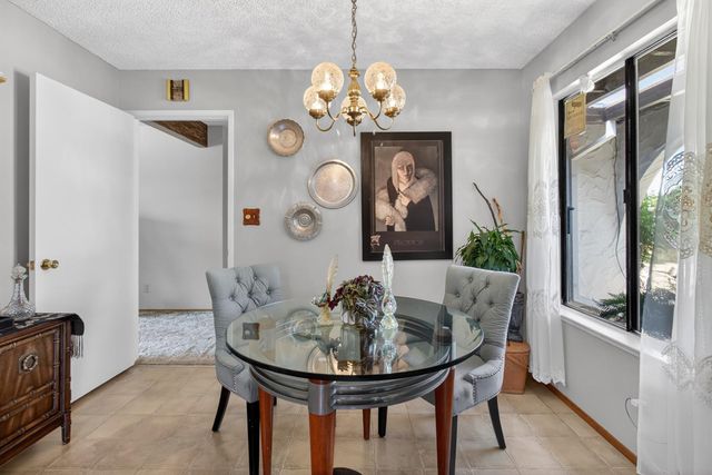 610 Loretto Dr, Roseville, CA 95661
