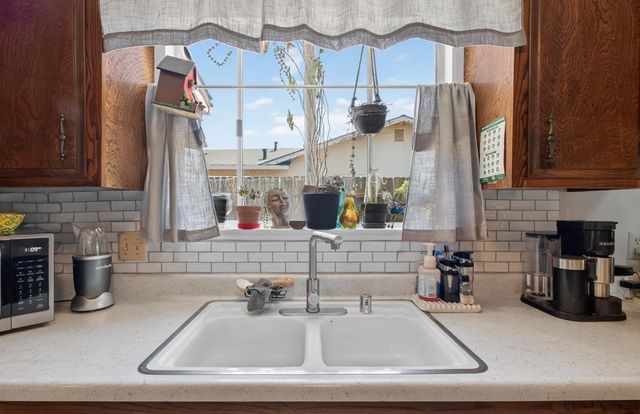 610 Loretto Dr, Roseville, CA 95661